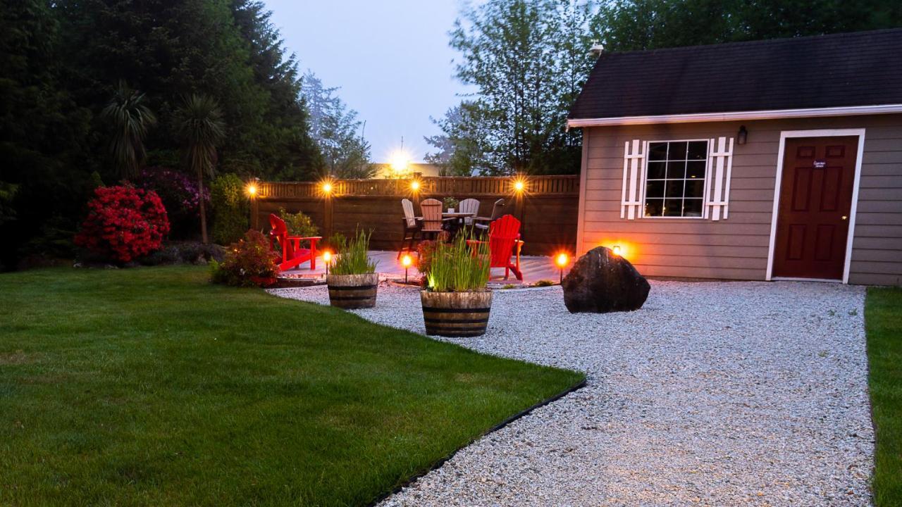 Wild Pacific Guest Suites Ucluelet Exterior foto