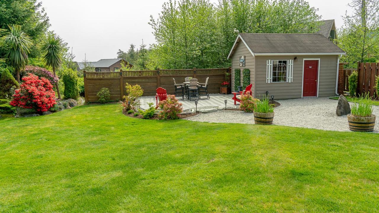 Wild Pacific Guest Suites Ucluelet Exterior foto